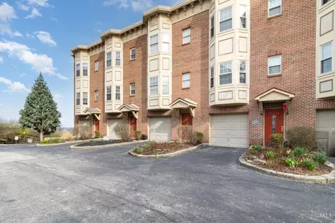 Exterior - 2622 Morrow Pl, Cincinnati, OH 45204 photo 3 of 8