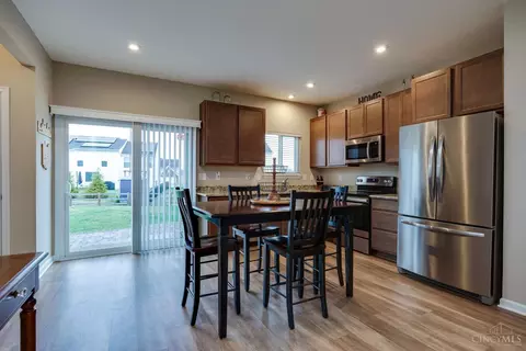 Kitchen - 1476 Eagle Blvd, Hamilton Township, OH 45039 photo 1 of 4