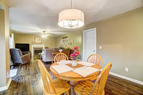 Dining - 5018 Midfield Rd, Cincinnati, OH 45244 photo 3 of 5