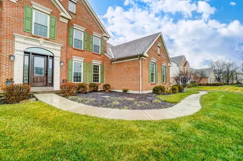 Exterior - 5018 Midfield Rd, Cincinnati, OH 45244 photo 4 of 15