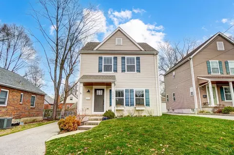 3848 Belmont St, Mariemont, OH 45227