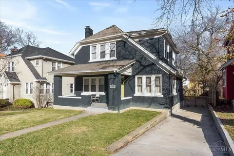 Exterior - 3972 Warwick Ave, Cincinnati, OH 45229 photo 2 of 8