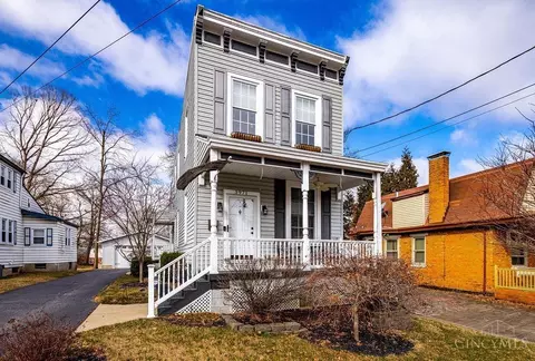 3971 Washington Ave, Cheviot, OH 45211