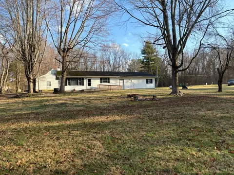6901 Muskie Dr, Hillsboro, OH 45133