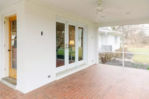 Exterior - 7245 Algonquin Dr, Cincinnati, OH 45243 photo 4 of 11