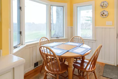 Dining - 7245 Algonquin Dr, Cincinnati, OH 45243 photo 2 of 2