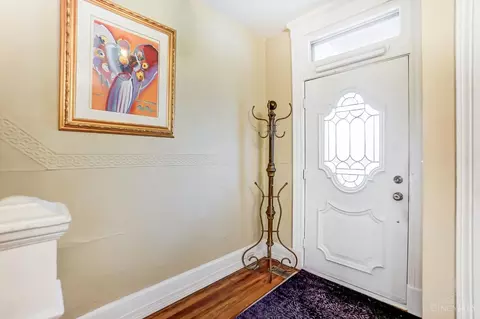 Entry Way - 2023 Ryan Ave, Cincinnati, OH 45219 photo 1 of 3