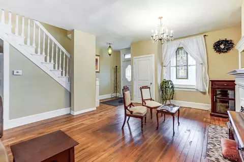 Dining - 2023 Ryan Ave, Cincinnati, OH 45219 photo 2 of 2