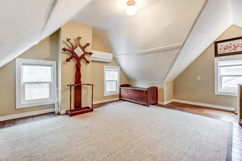 Living - 2023 Ryan Ave, Cincinnati, OH 45219 photo 4 of 4