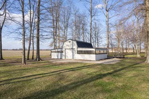 Exterior - 2837 Beech Grove Rd, Georgetown, OH 45121 photo 5 of 9