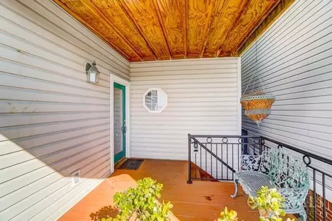 Exterior - 516 Conroy St, Cincinnati, OH 45214 photo 15 of 30