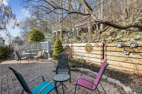 Exterior - 516 Conroy St, Cincinnati, OH 45214 photo 7 of 30