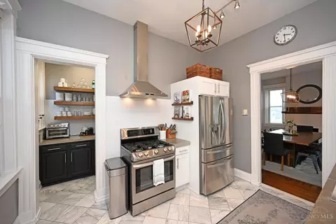 Kitchen - 2548 River Rd, Cincinnati, OH 45204 photo 1 of 3