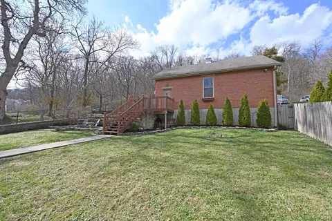 Exterior - 2548 River Rd, Cincinnati, OH 45204 photo 4 of 7