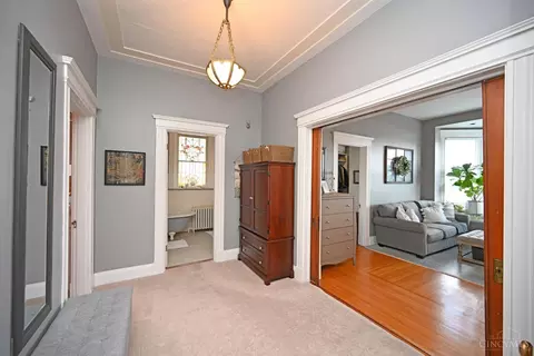 Bedroom - 2548 River Rd, Cincinnati, OH 45204 photo 2 of 6