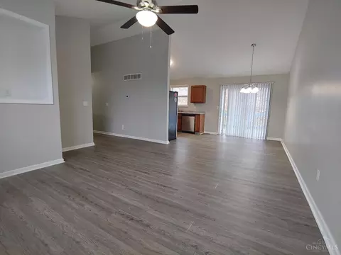 1000 Golfview Dr, Hamilton, OH 45013 photo 6
