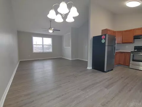 1000 Golfview Dr, Hamilton, OH 45013 photo 7