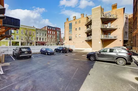 View/Area - 1223 Jackson St #1, Cincinnati, OH 45202 photo 1 of 3