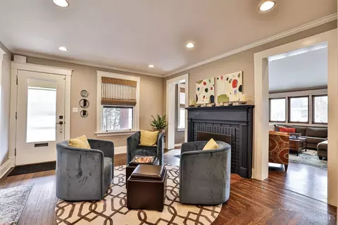 Living - 5 Elm Ave, Wyoming, OH 45215 photo 2 of 9