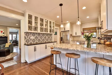 Kitchen - 5 Elm Ave, Wyoming, OH 45215 photo 4 of 4