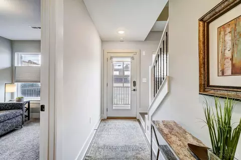 Entry Way - 3129 Madison Rd, Cincinnati, OH 45209 photo 1 of 11