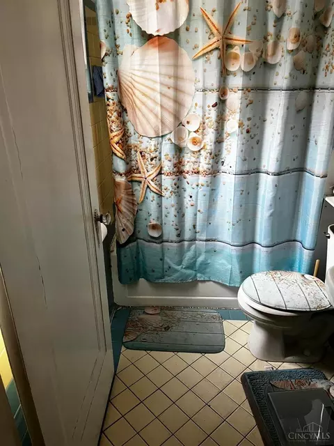 4912 Heuwerth, Cincinnati, OH 45238 photo 8