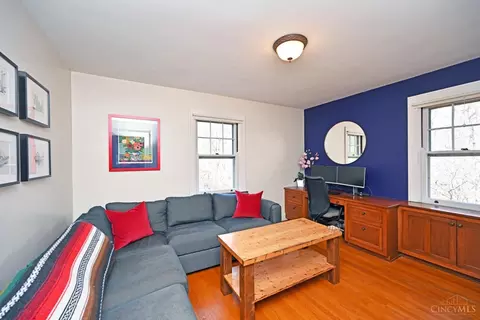Living - 322 Amazon Ave, Cincinnati, OH 45220 photo 9 of 10