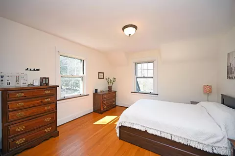Bedroom - 322 Amazon Ave, Cincinnati, OH 45220 photo 1 of 4