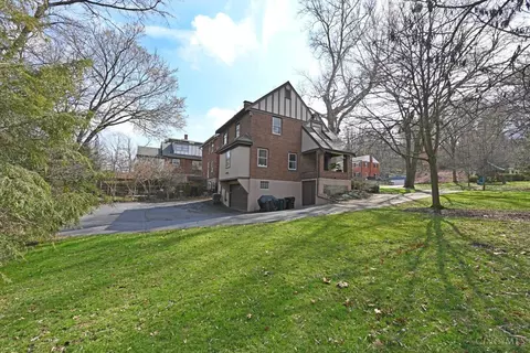Exterior - 322 Amazon Ave, Cincinnati, OH 45220 photo 11 of 12