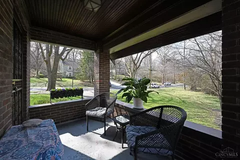 Exterior - 322 Amazon Ave, Cincinnati, OH 45220 photo 7 of 12