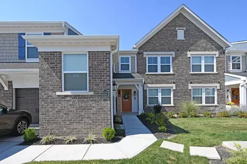 4279 Value Springs Dr, Cincinnati, OH 45245