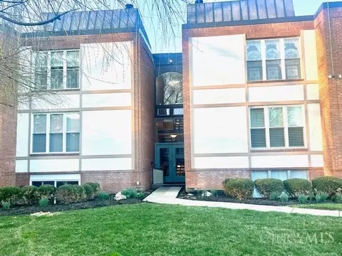 3825 Petoskey Ave #29, Mariemont, OH 45227