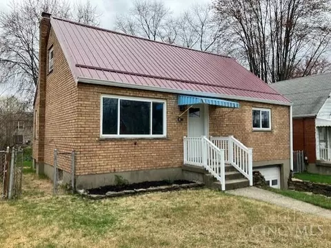Exterior - 8365 Bobolink Dr, Cincinnati, OH 45231 photo 3 of 5