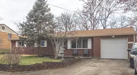 11703 Kenn Rd, Forest Park, OH 45240