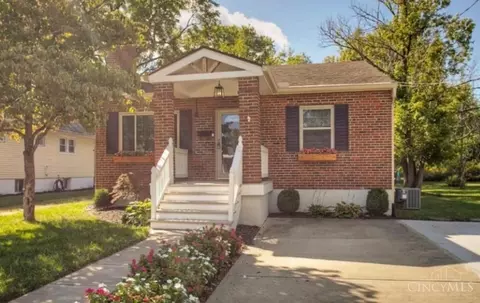 4719 Hunt Rd, Blue Ash, OH 45242