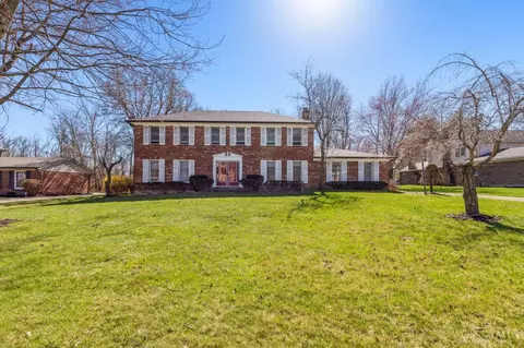 8507 Capricorn Dr, Montgomery, OH 45249