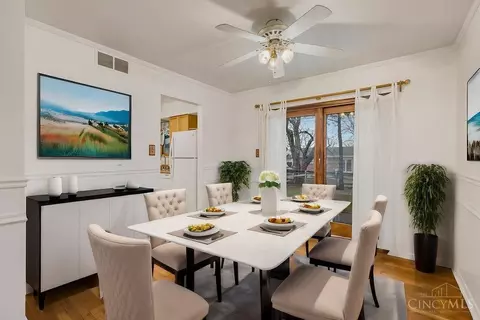 Dining - 1652 Pinebluff Ln, Cincinnati, OH 45255 photo 1 of 2