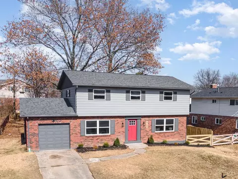 8288 Northport Dr, Cincinnati, OH 45255