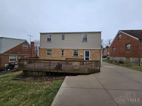 Exterior - 292 W Crest Dr, Reading, OH 45215 photo 12 of 13