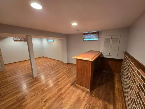 Kitchen - 292 W Crest Dr, Reading, OH 45215 photo 4 of 4