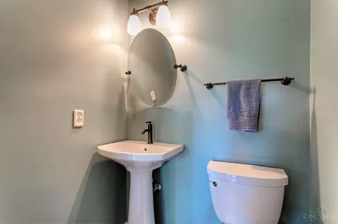 Bath - 3808 Red Fox Dr, Cincinnati, OH 45245 photo 1 of 3