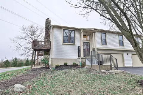 3621 Country Ridge Dr, Mason, OH 45040