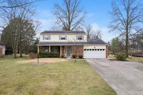 7915 Wild Orchard Ln, Montgomery, OH 45242