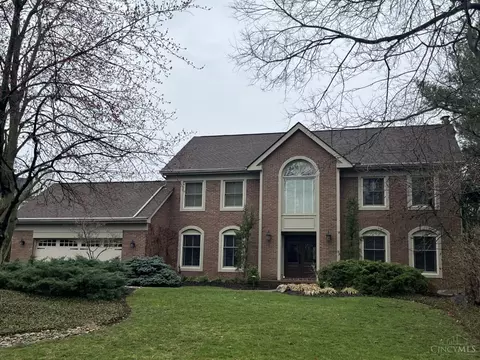 3 Hickory Holw, Blue Ash, OH 45241