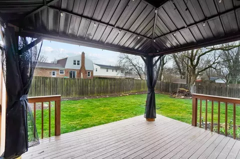 Exterior - 1911 Broadhurst Ave, Cincinnati, OH 45240 photo 9 of 10