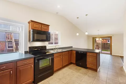 Kitchen - 1911 Broadhurst Ave, Cincinnati, OH 45240 photo 3 of 5