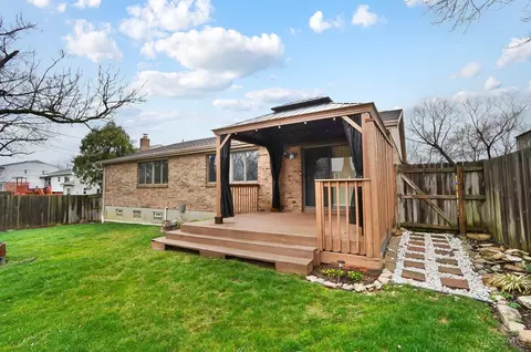 Exterior - 1911 Broadhurst Ave, Cincinnati, OH 45240 photo 7 of 10