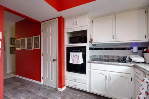 Exterior - Undisclosed, Centerville, OH 45459 photo 6 of 10