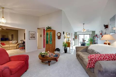 Living - Undisclosed, Centerville, OH 45459 photo 4 of 7