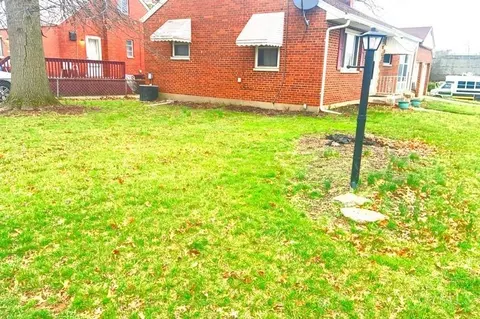 Exterior - 1714 Joseph Ct, Cincinnati, OH 45231 photo 3 of 3